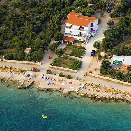 Apartments By The Sea Mandre, Pag - 6284 Kolan Εξωτερικό φωτογραφία